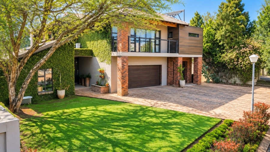 5 Bedroom Property for Sale in Xanadu Nature Estate North West